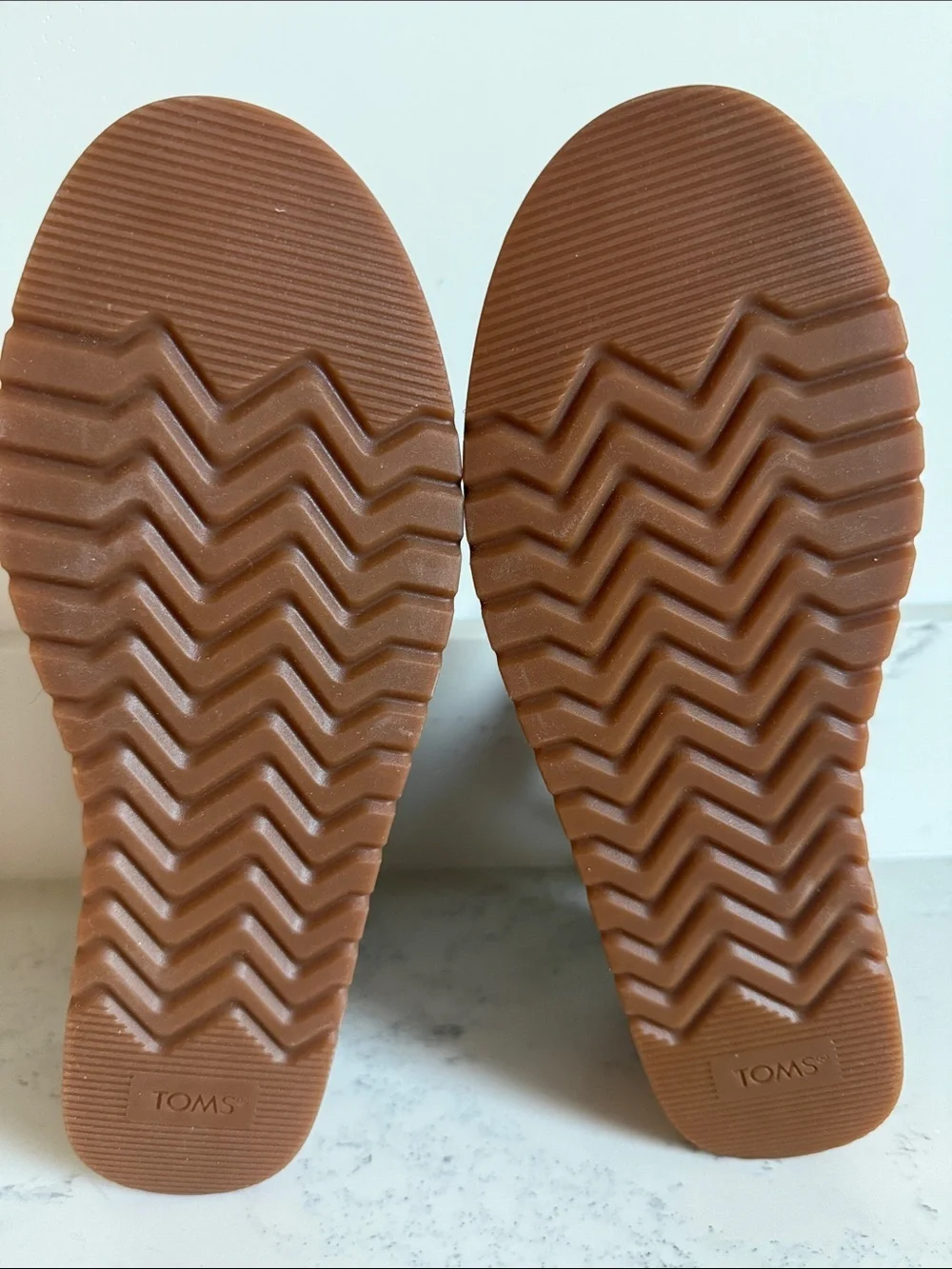 Toms Alana Open Toe Wedge Sandals Color Brown Womens size 9 NWT